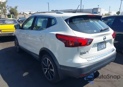 2018 Nissan Rogue Sport Sl z USA, uszkodzony, nr VIN JN1BJ1CP4JW500944